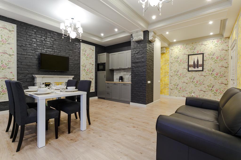 Апартаменты Royal Rent Минск Экстерьер фото